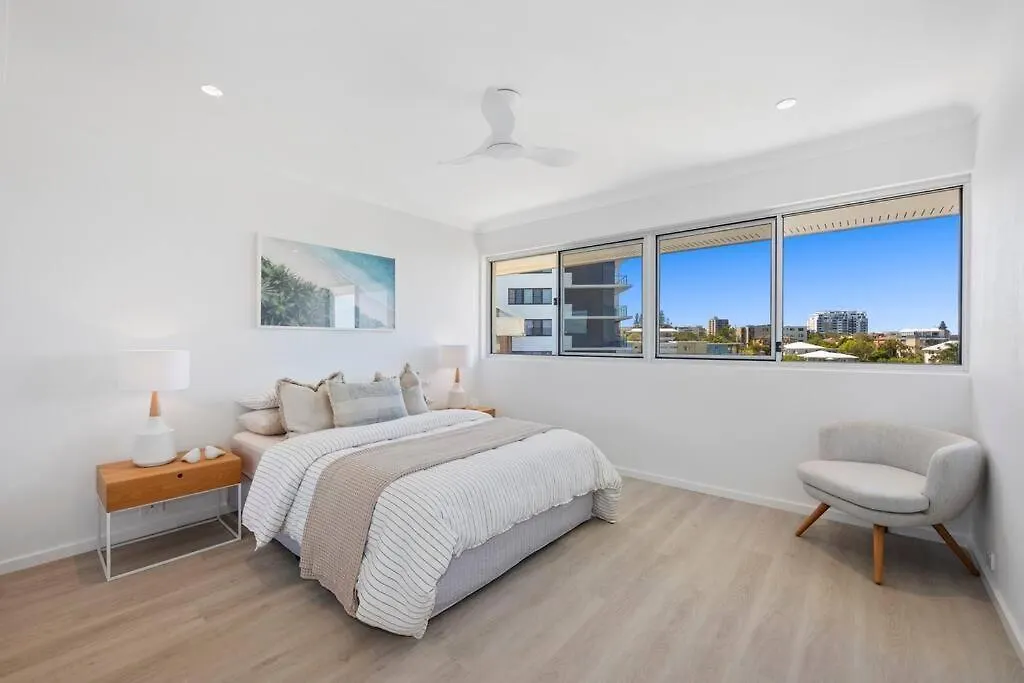 Kings Beach, Ocean Views, Cbd Caloundra Apartment